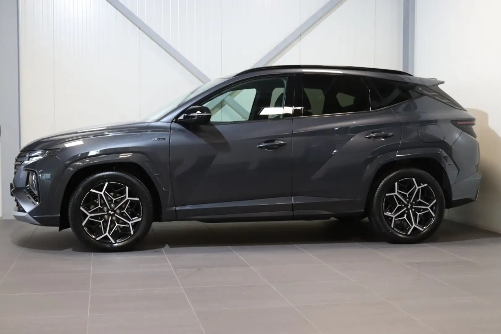 Hyundai TUCSON 1.6 T-GDI HEV 235pk N-Line|Sky|Full-Option|Rijklaa Gris - 2