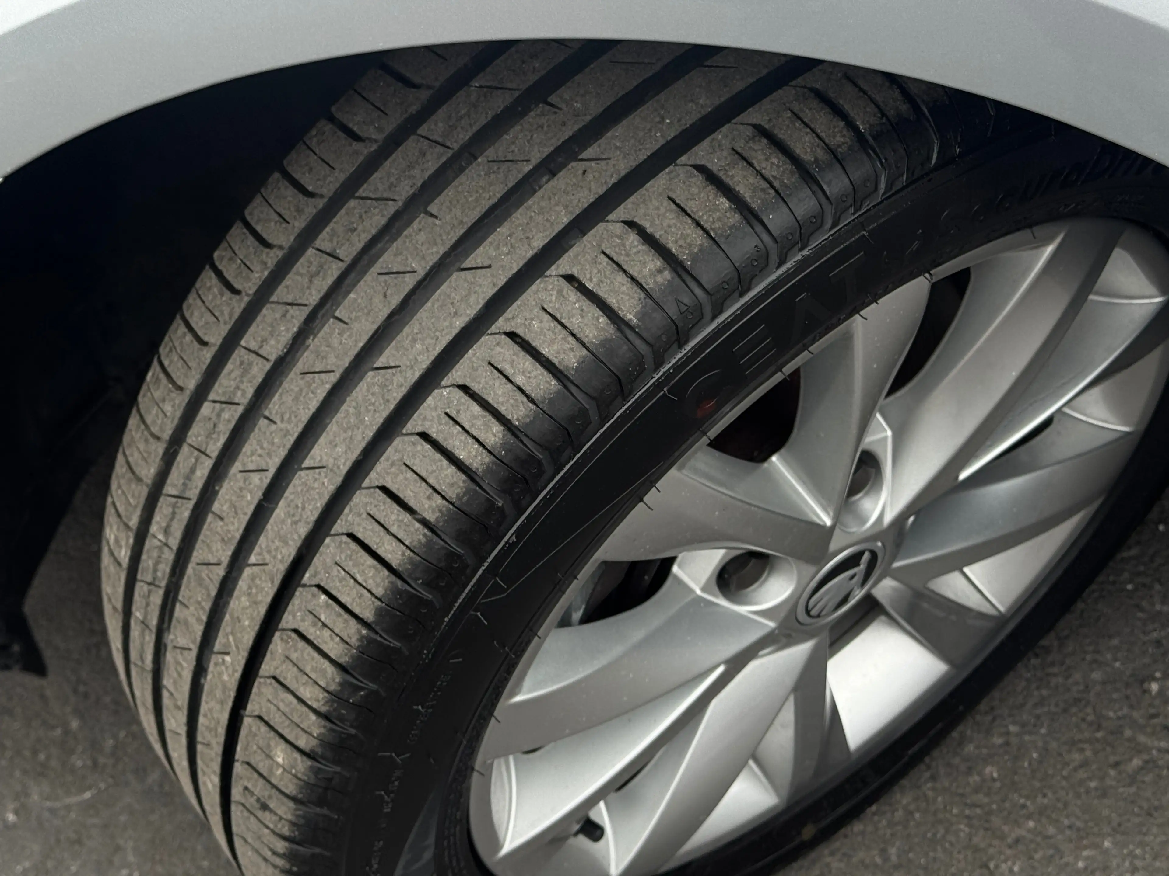 Skoda Octavia 1.0 TSI BREAK / NEW MODELS / ETAT SHOW-ROOM / 1PROP CARNET — photo 9
