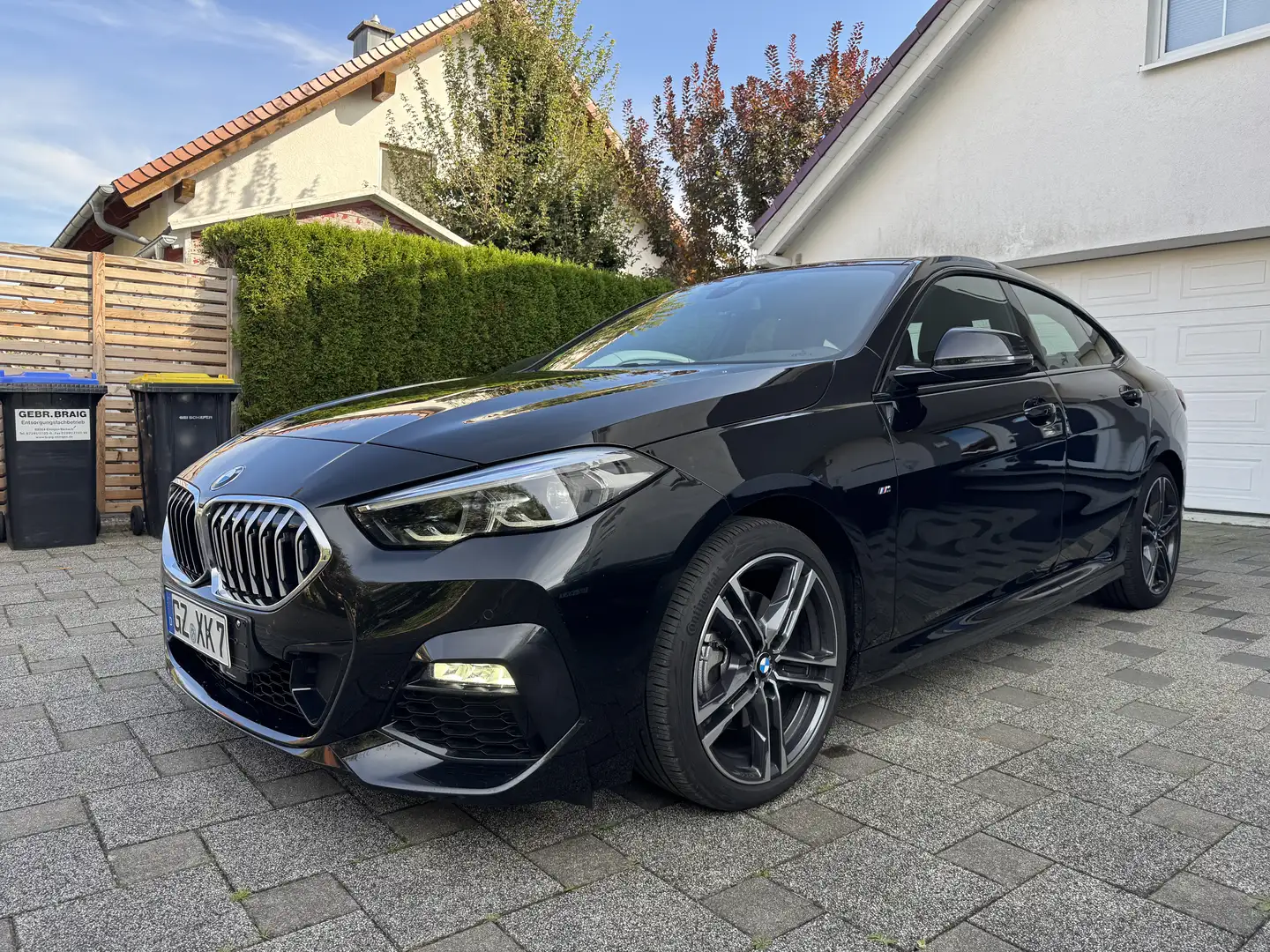 BMW 218 218 i M Sport Finanzierung 3,99% Automatik 8.500km Schwarz - 2