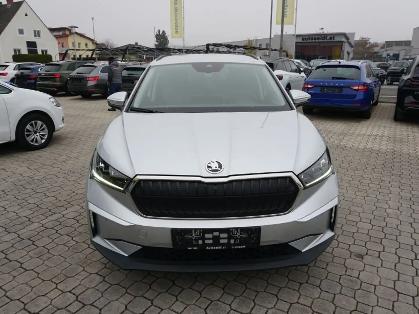 Skoda Enyaq iV 60 *AHV+LED+NAVI* Silber - 2