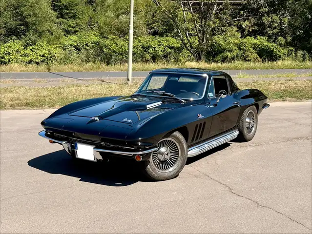 Corvette C2 Sting Ray 427 BIG BLOCK 390HP | 4 Gang | Matching Numbers