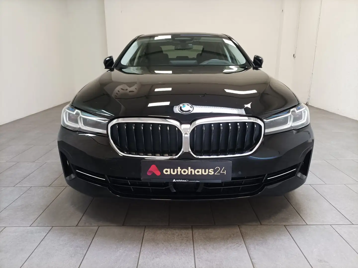 BMW 530 5er - 530 e Navi|V. Cockpit|PDC|DAB Nero - 2