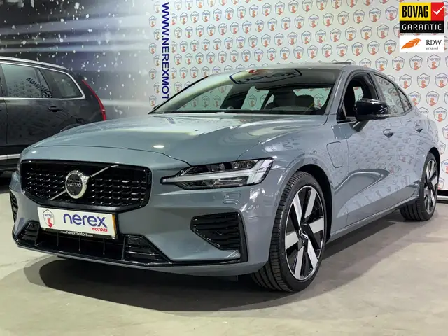 Volvo S60 2.0 Recharge T8 AWD Ultimate Dark/Bowers&Wilkins/P