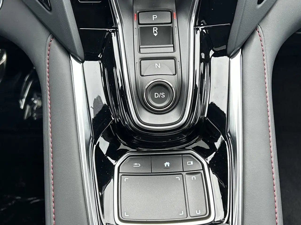 Acura RDX снимка Acura RDX