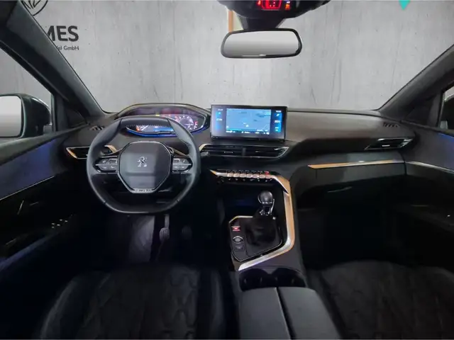 Peugeot 3008 view 12