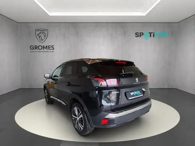 Peugeot 3008 view 5