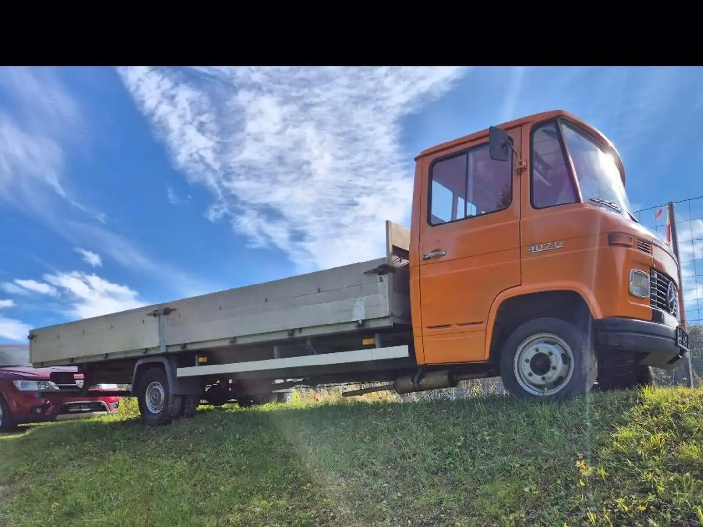 Mercedes-Benz narančasta - 2