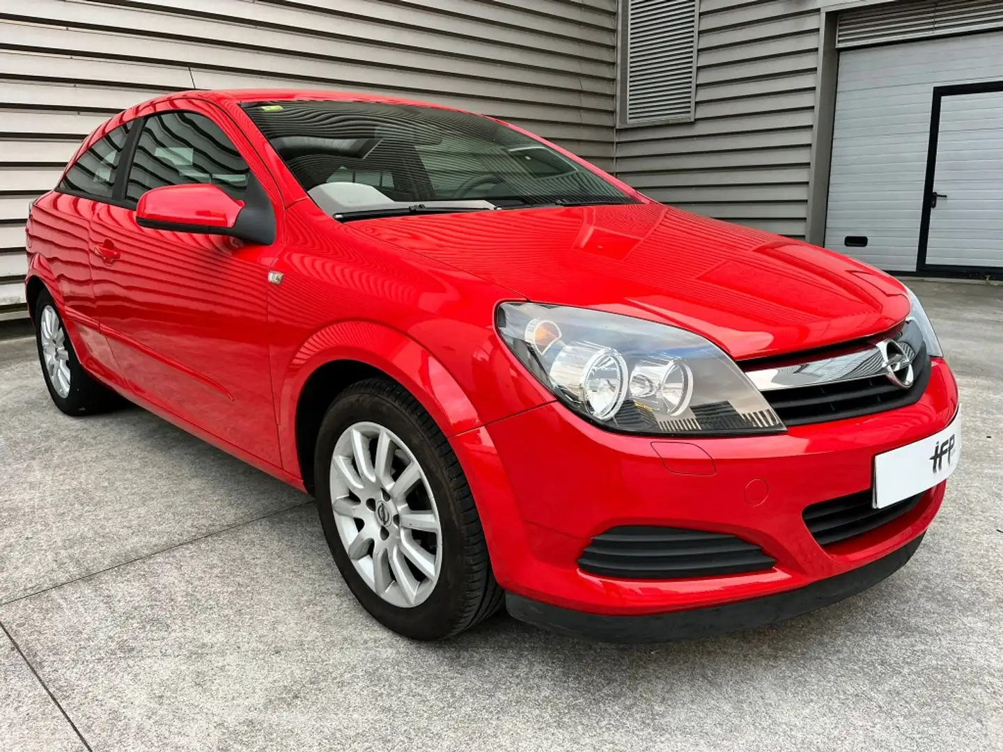 Opel Astra GTC 1.6 16v Enjoy Rojo - 1