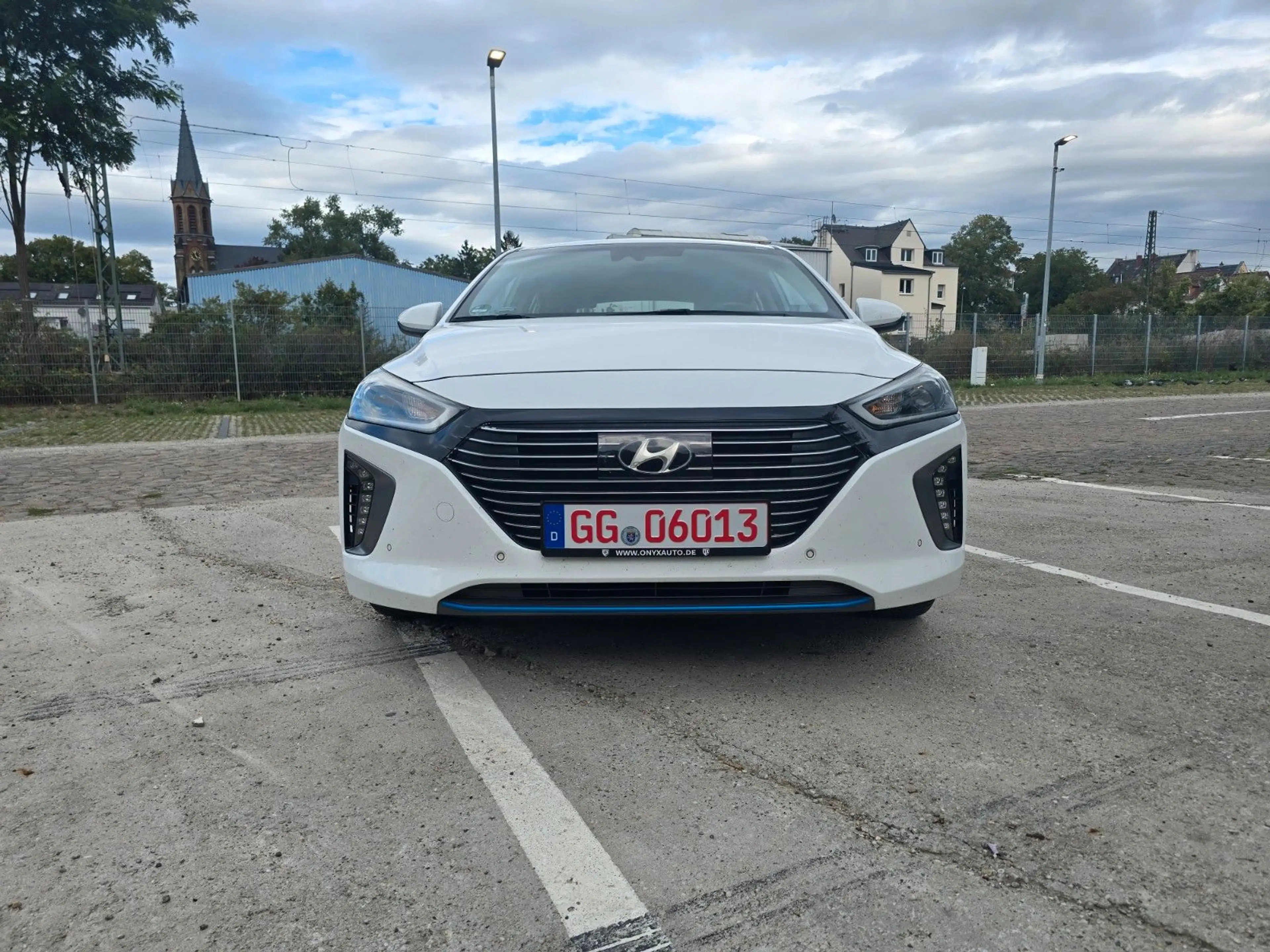 Hyundai IONIQ Premium Hybrid/Voll/Memory/Leder/ACC/AHK — photo 8