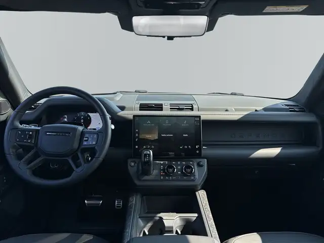 Land Rover Defender view 7
