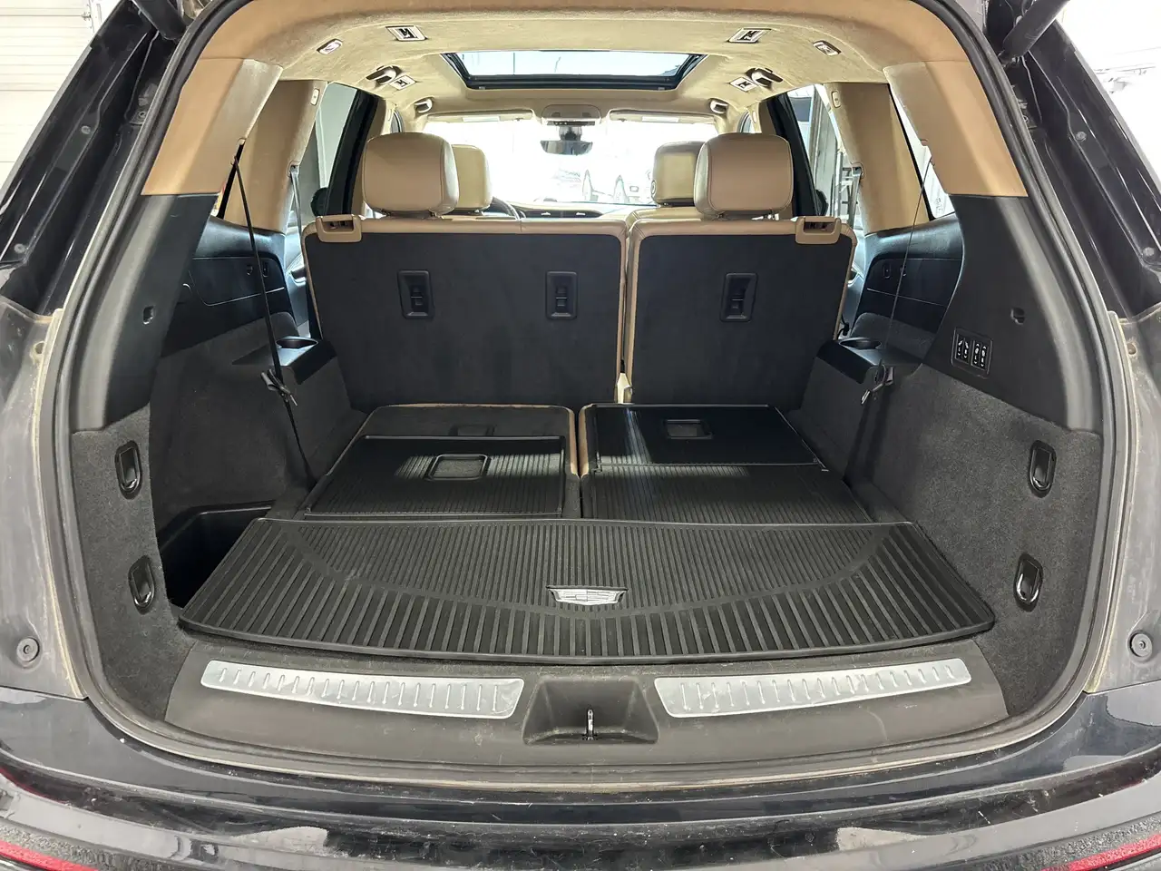 Cadillac XT6 снимка Cadillac XT6