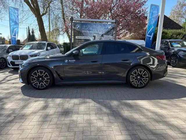 BMW I4 view 3