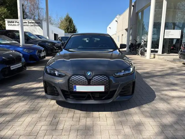 BMW I4 view 2