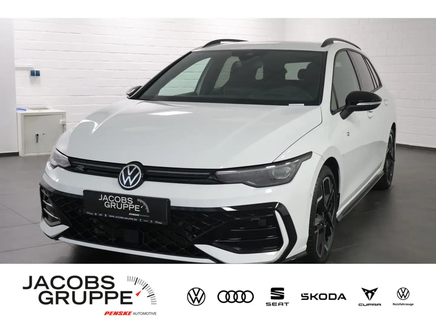 Volkswagen Golf VIII Variant 2.0 TDI R-Line "Black Style" Weiß - 2