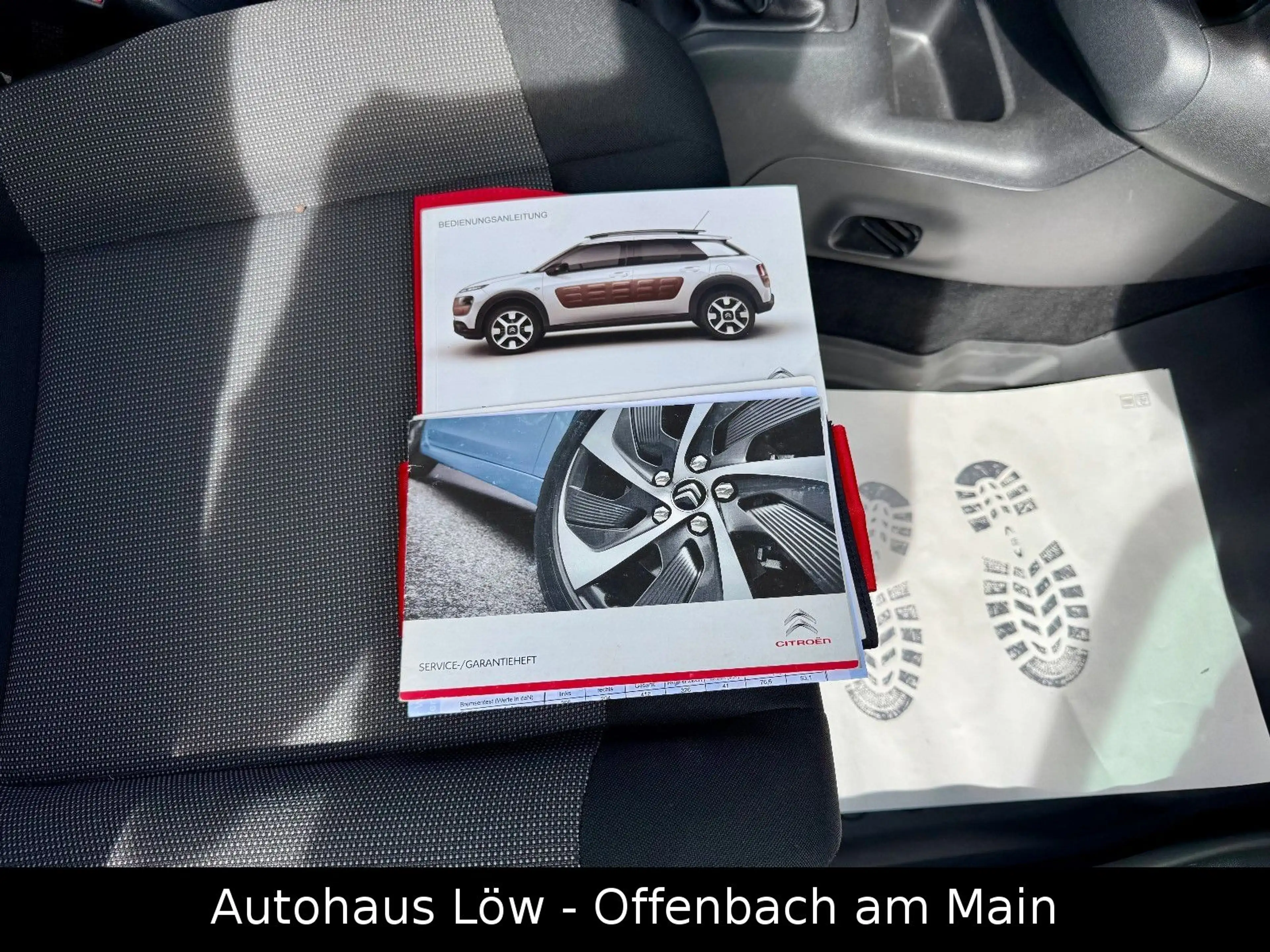 Citroen C4 Cactus TÜV NEU SCHECKHEFT ALLWETTERREIFEN — photo 13