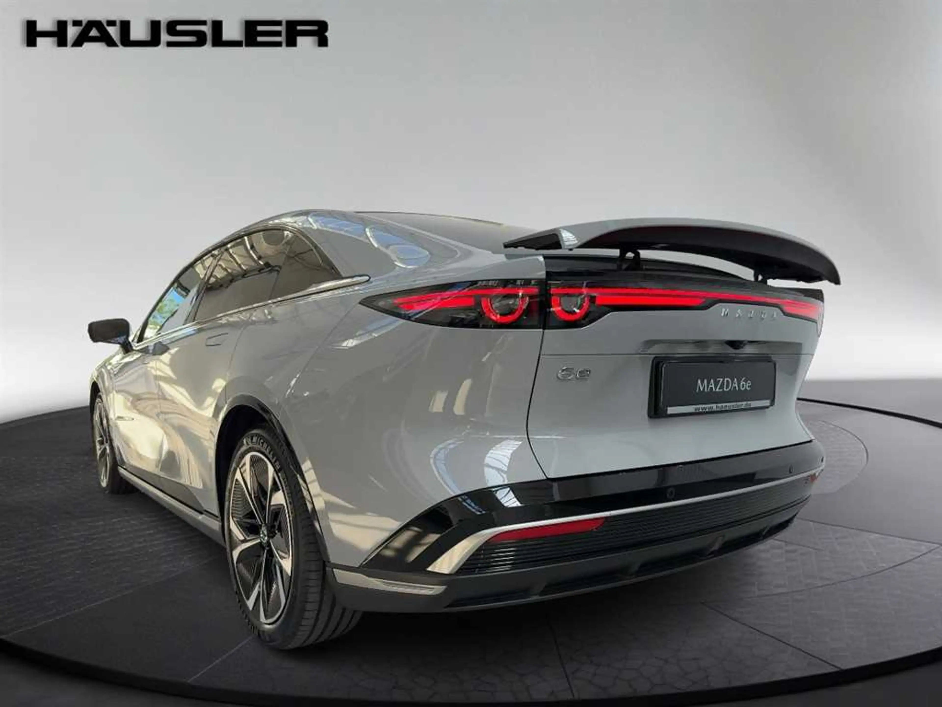 Mazda 6e Takumi Plus EV mit Teil-Nappaleder, Sony-Sound Sys — photo 3