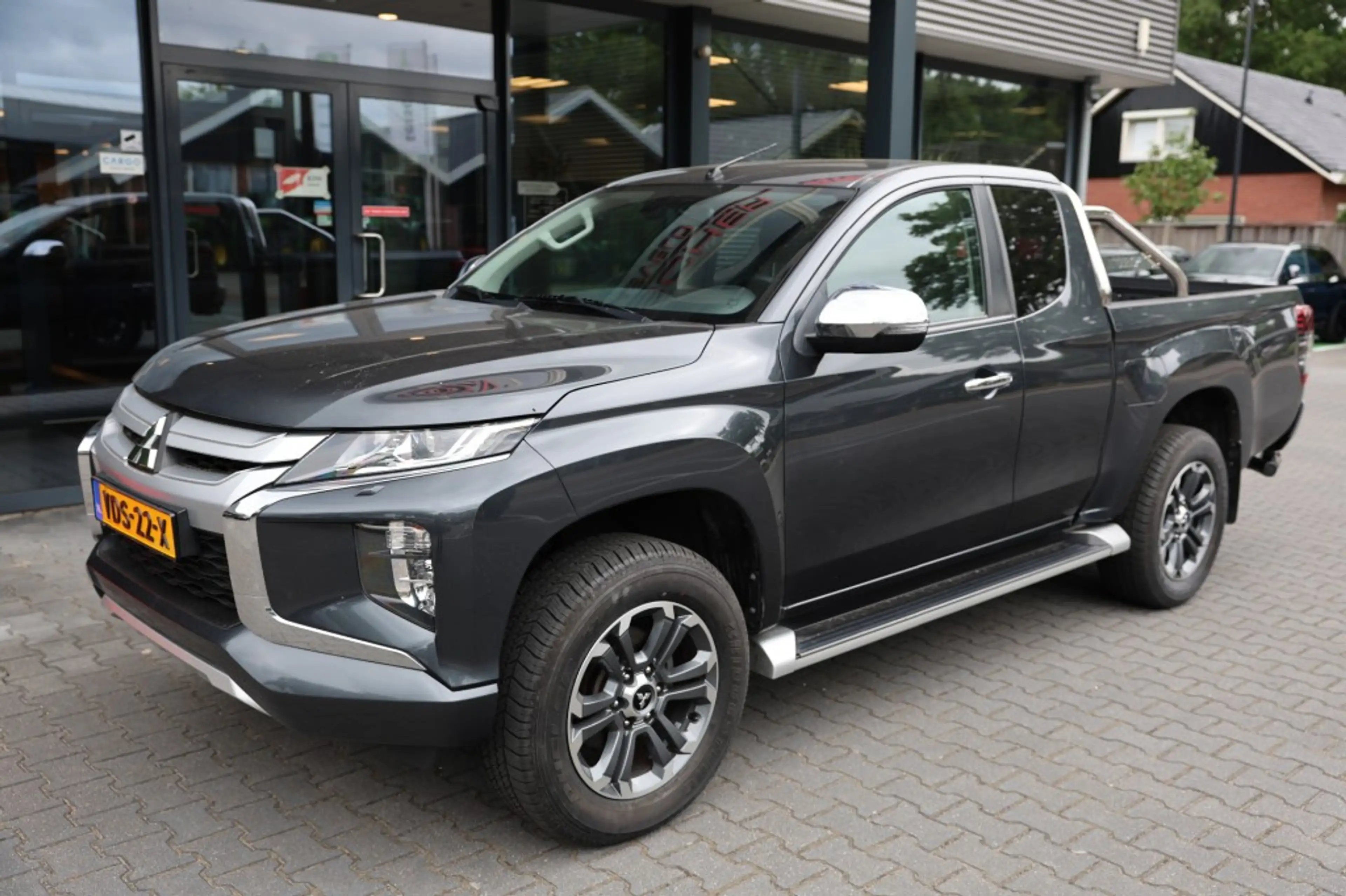 Mitsubishi L200 2.2 DI-D CLUB CAB INTENSE 4WD VAN — photo 24