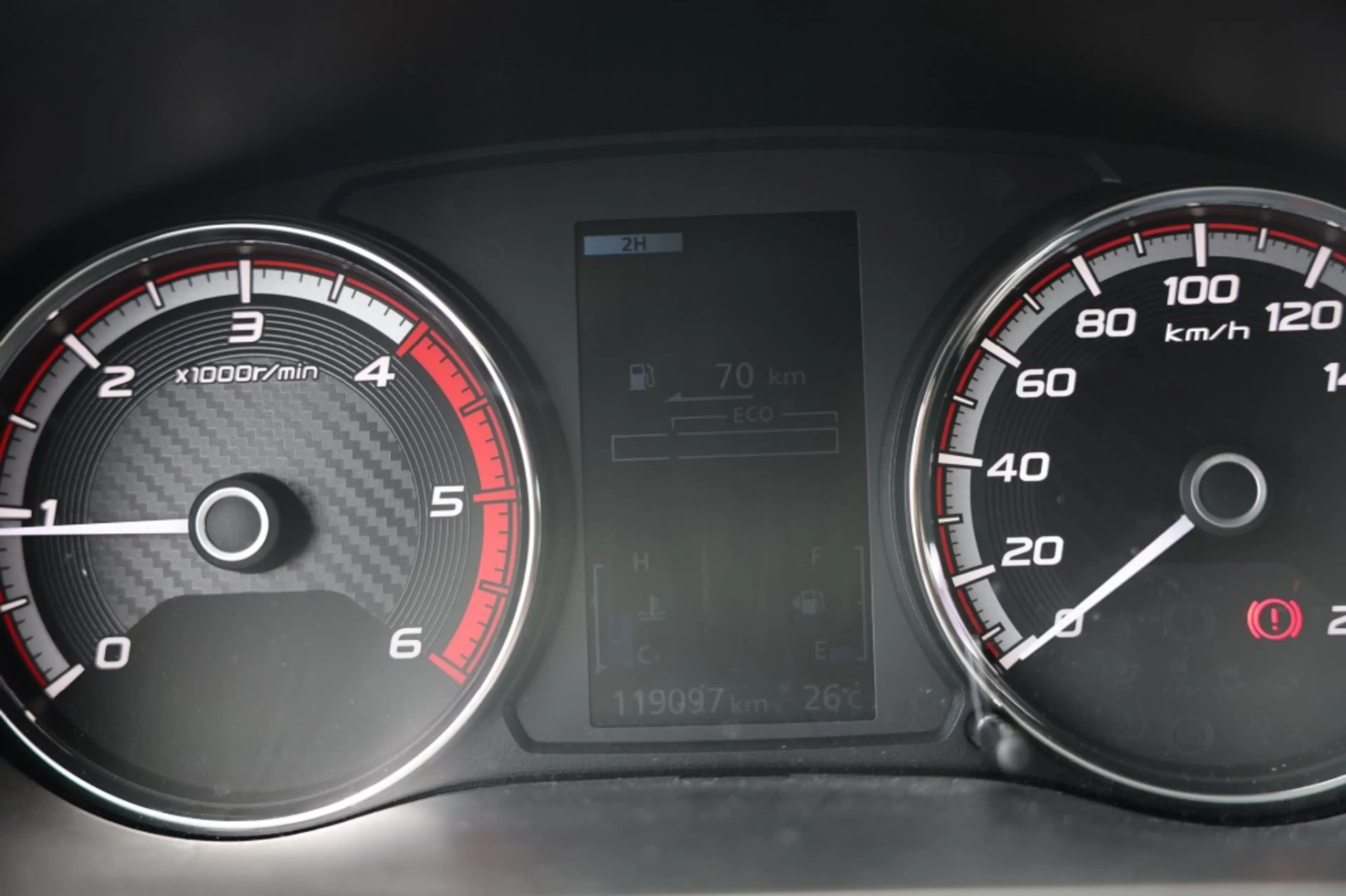 Mitsubishi L200 2.2 DI-D CLUB CAB INTENSE 4WD VAN — photo 10