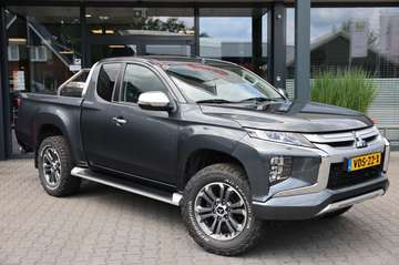 2.2 DI-D CLUB CAB INTENSE 4WD VAN