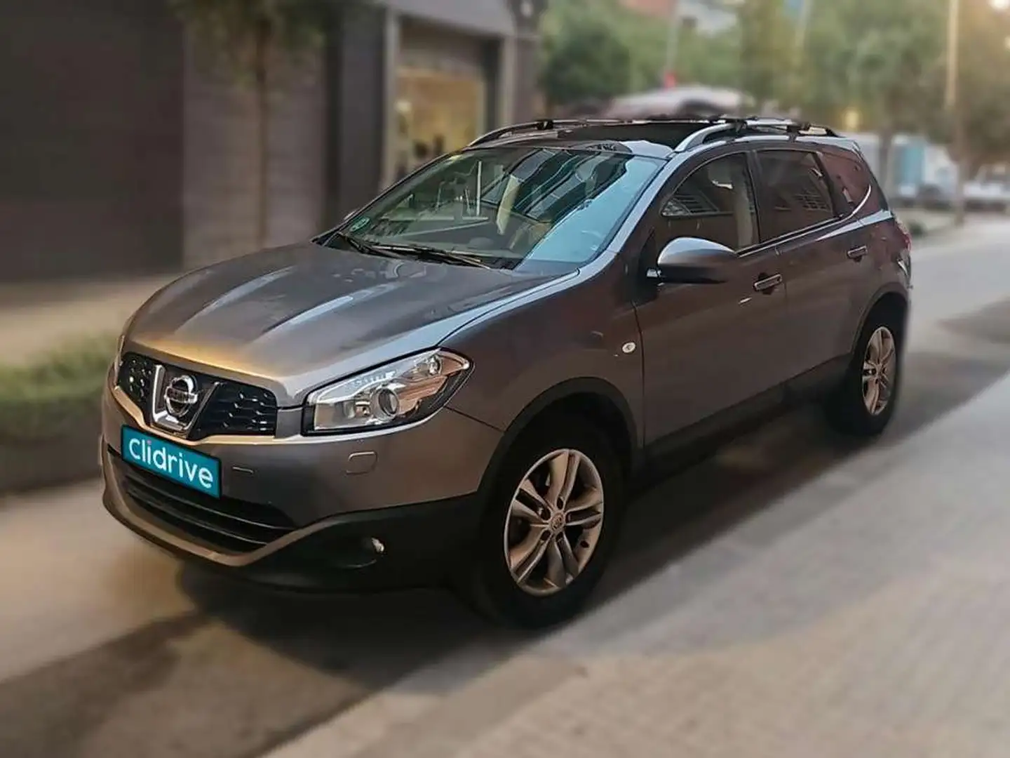 Nissan Qashqai 2.0 TEKNA PREMIUM 4X2 18" Piel 360º Gris - 2