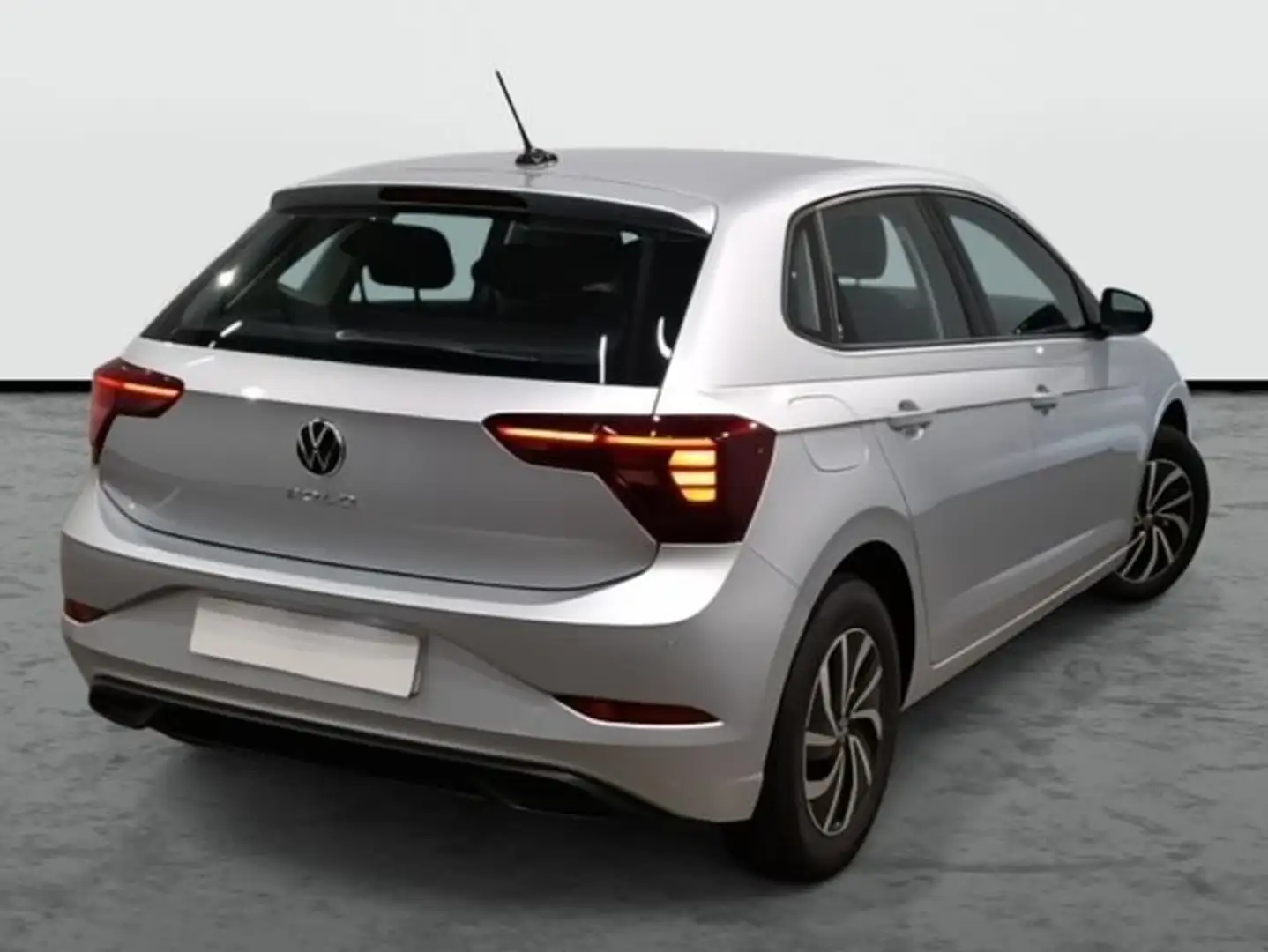 Volkswagen Polo Connect 1.0 TSI 70 kW (95 CV) SG5 Plateado - 2