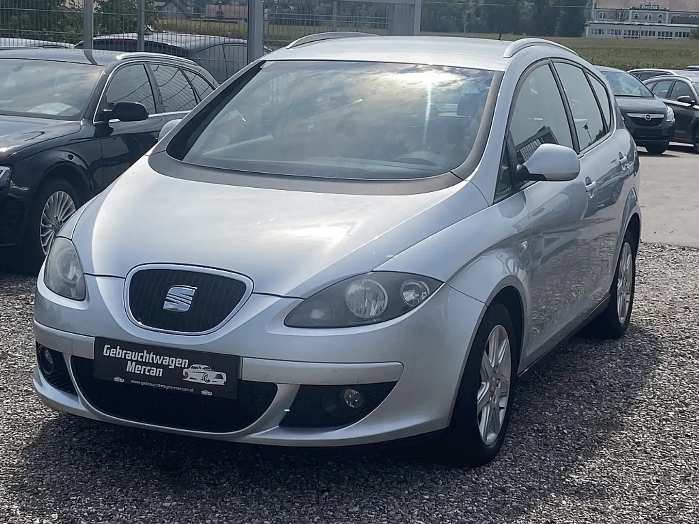 SEAT Altea XL 1.9 Diesel Grau - 1