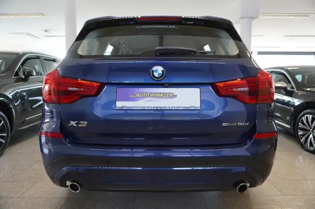 BMW X3 view 6