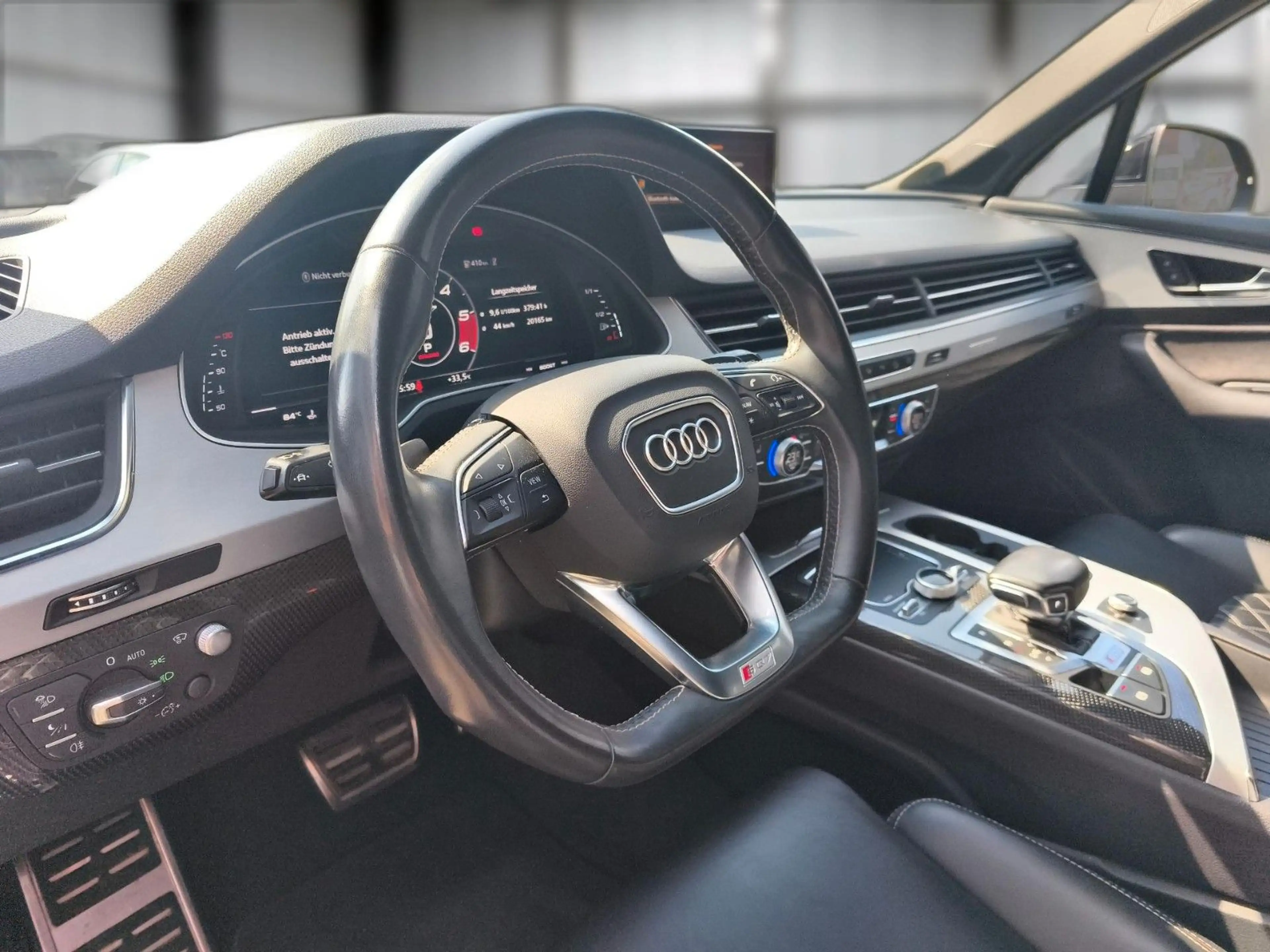Audi SQ7 4.0 TDI quatt MATRIX PANO AHK STHZG — photo 10