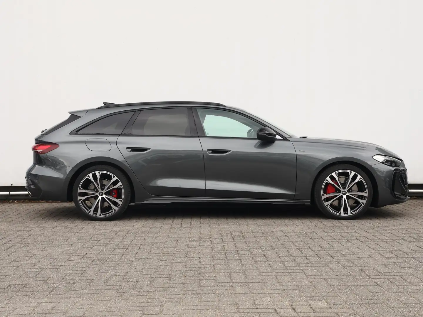 Audi A5 AVANT S edition TFSIe quattro 299 PK Avant | Optie Grijs - 2