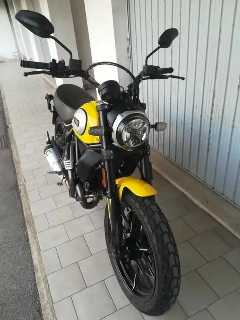 Ducati Scrambler 800 Icon Geel - 2