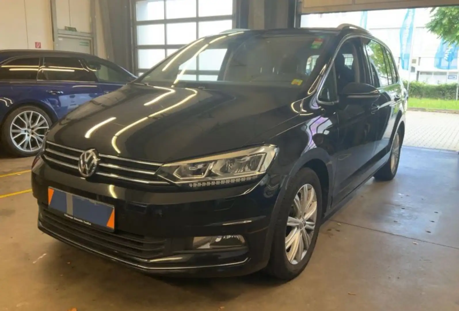 Volkswagen Touran Highline DSG*1.Hand*Panorama*Standheizung Nero - 1