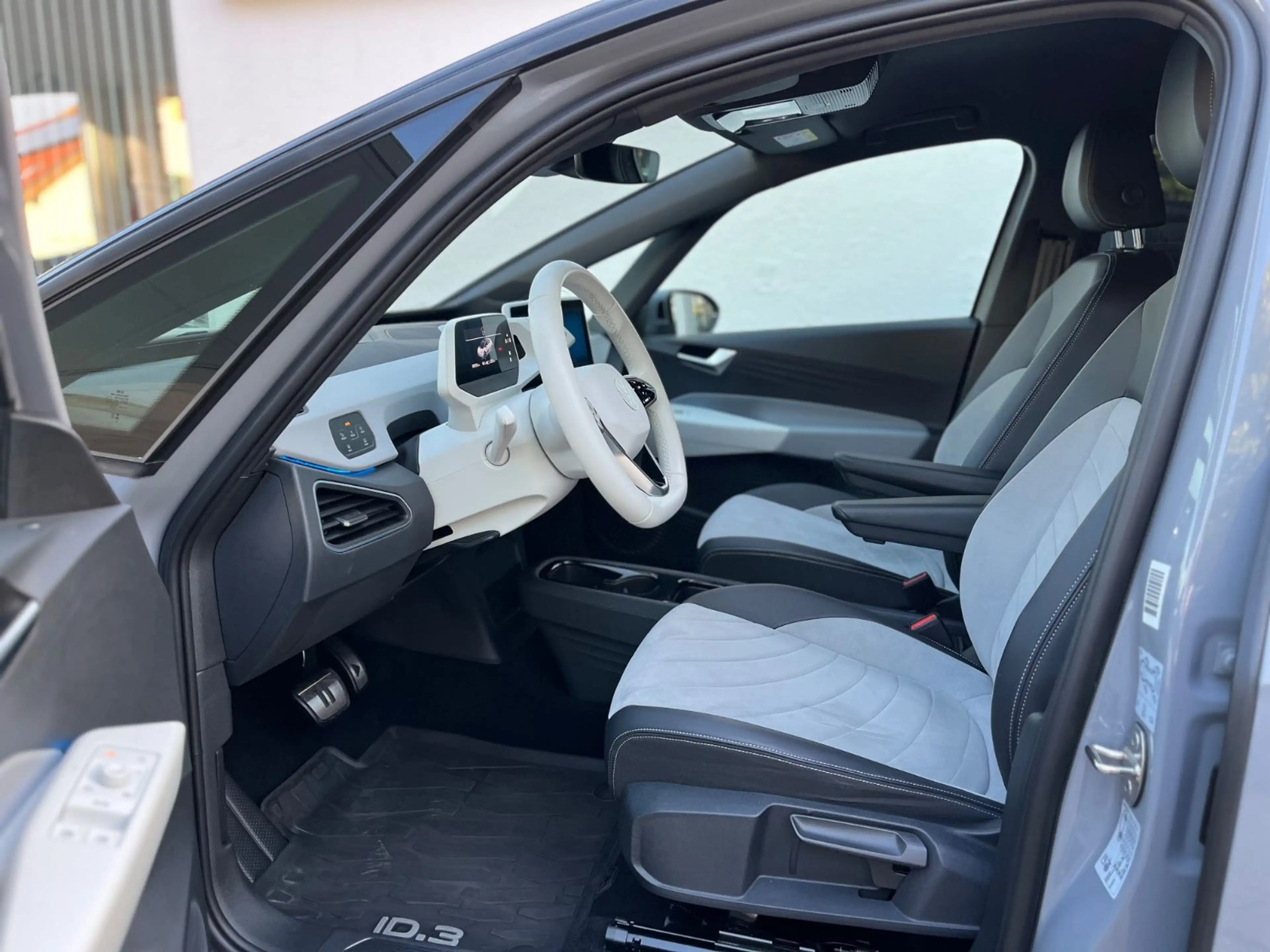 Volkswagen ID.3 Pro S 150kW  8KWh Matrix+19"+WäPu+ACC+360° — photo 7