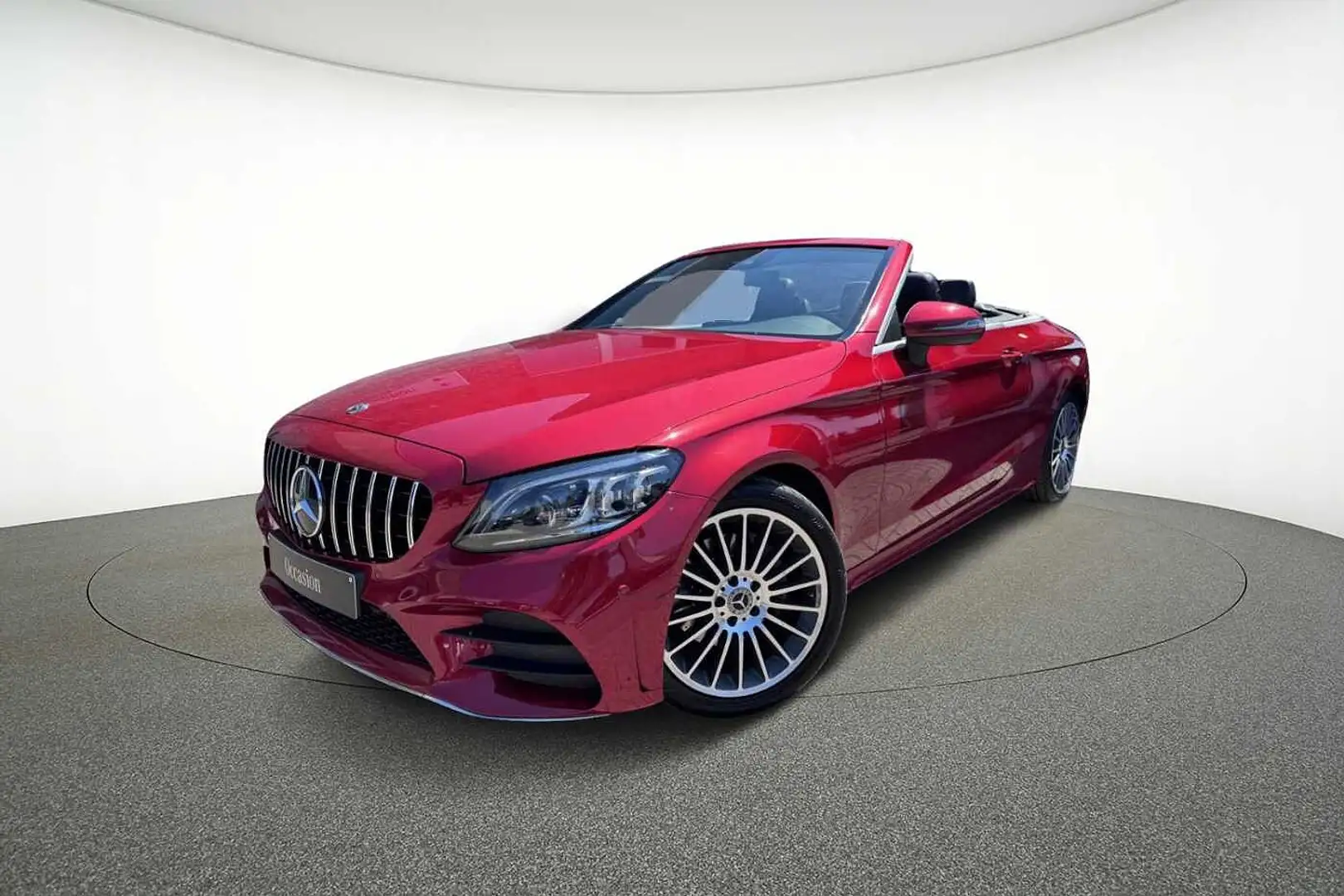 Mercedes-Benz C 200 Cabriolet AMG Line Красный - 1