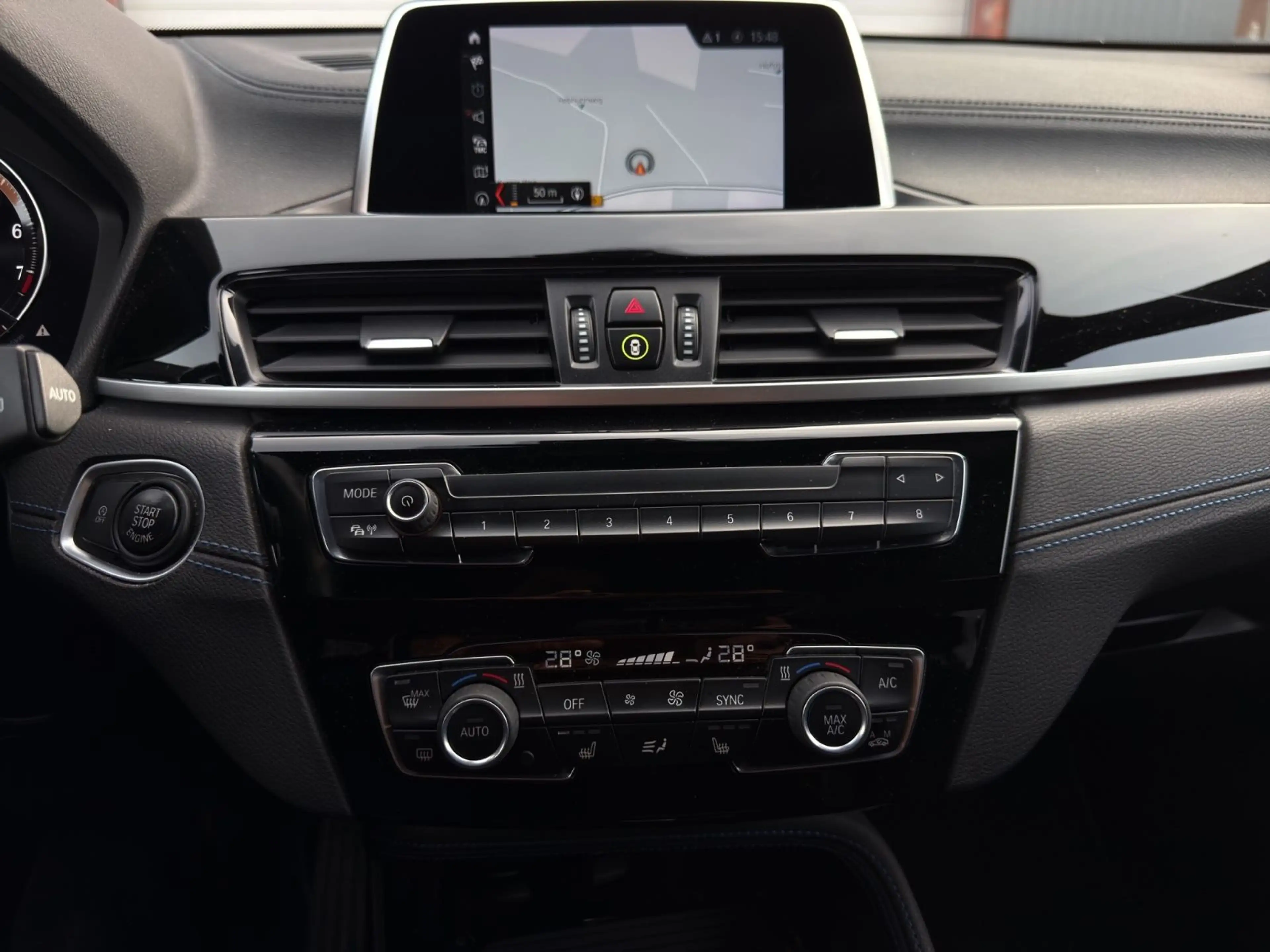BMW X2 sDrive 18 i M Sport Kamera Navi LED Scheckhef — photo 13