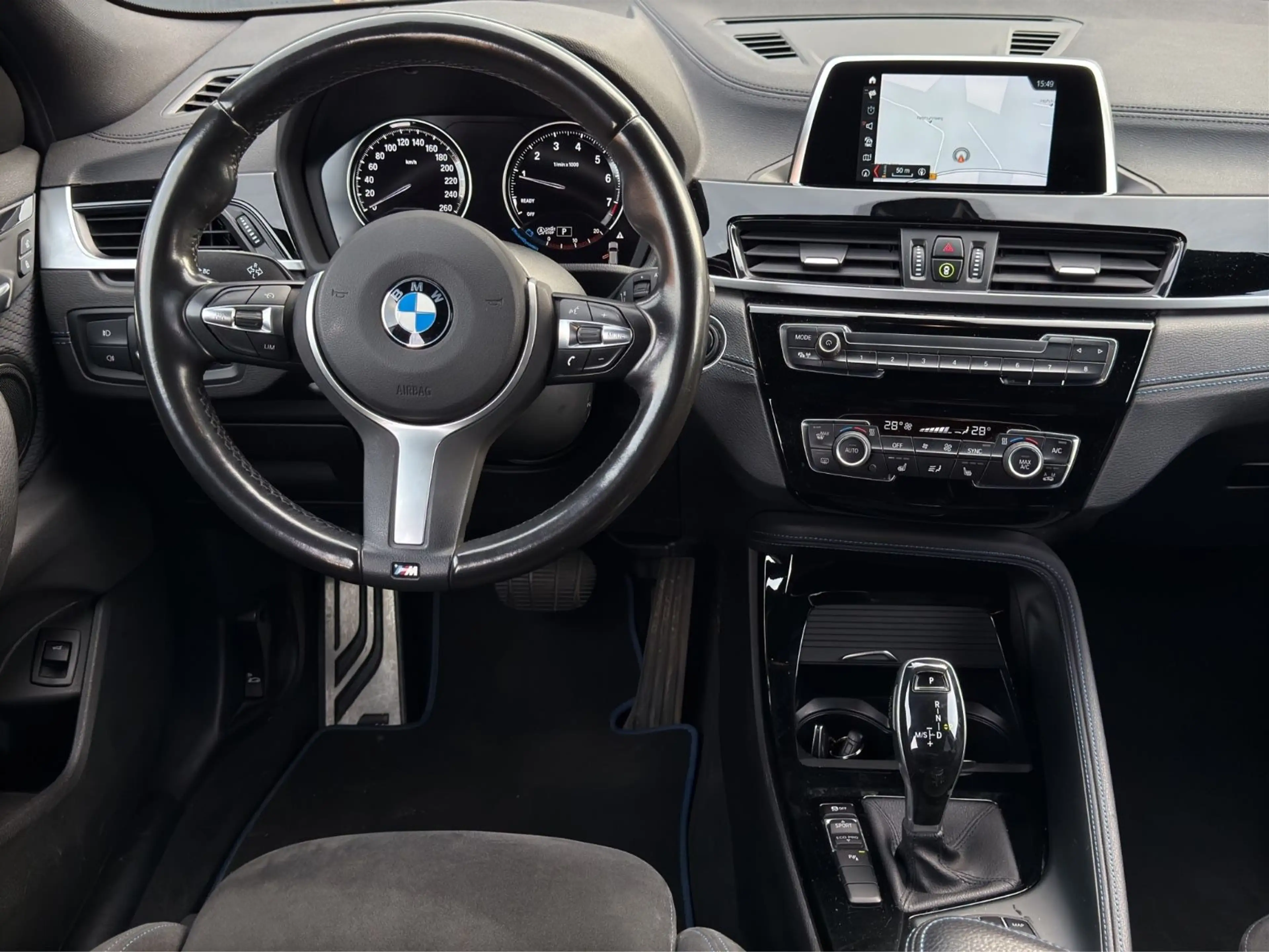 BMW X2 sDrive 18 i M Sport Kamera Navi LED Scheckhef — photo 10