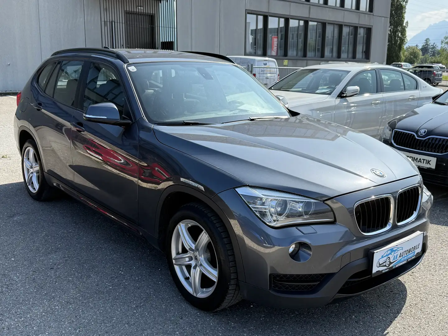 BMW X1 xDrive20d Österreich Paket Aut. Gris - 1