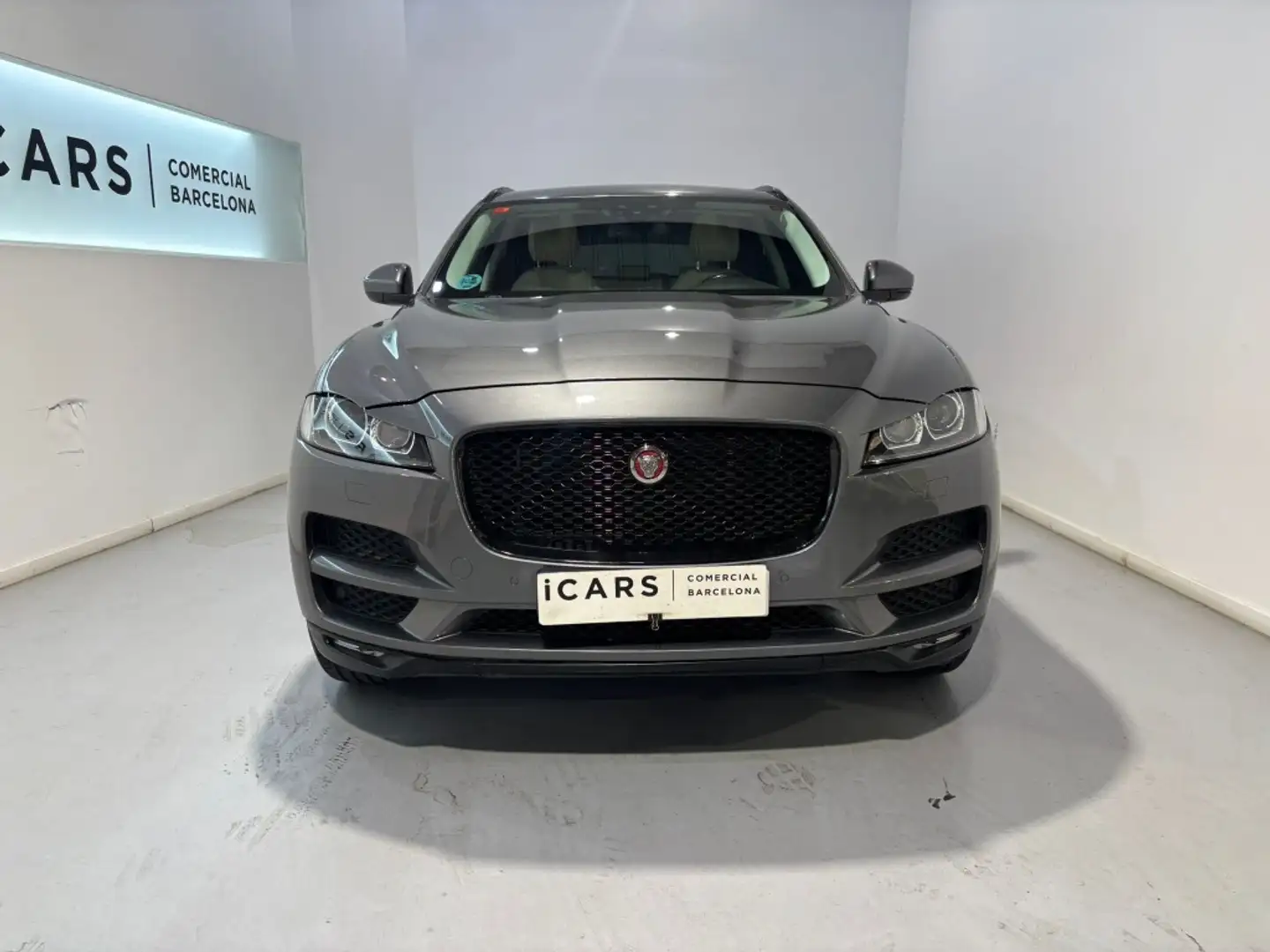 Jaguar F-Pace 2.0i4D Prestige Aut. AWD 180 Gris - 2