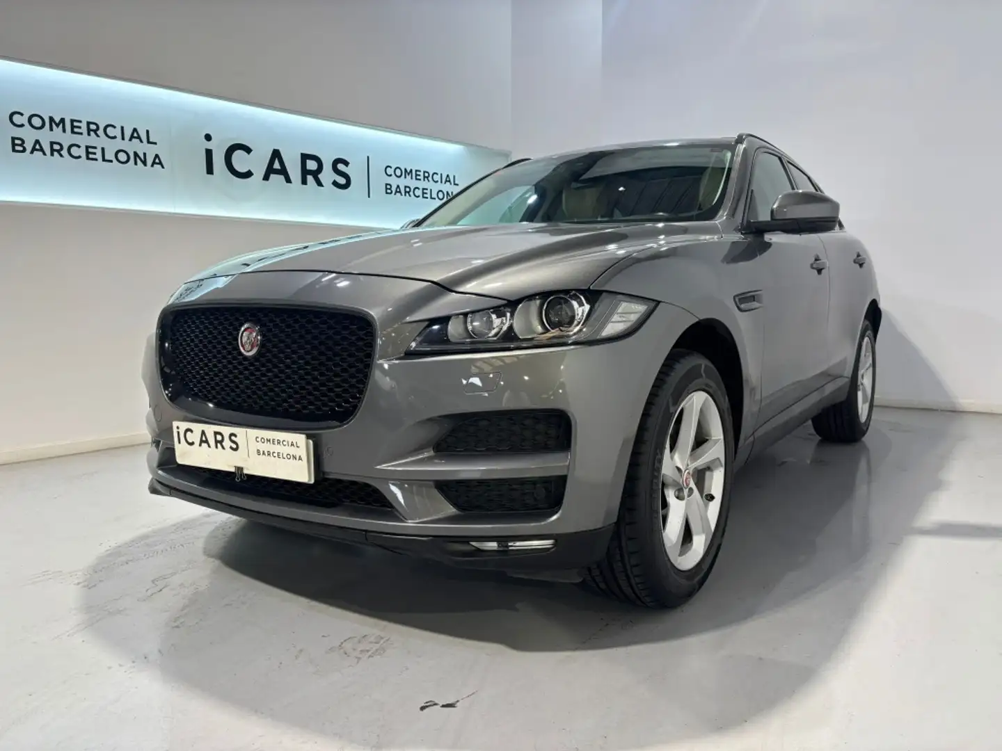 Jaguar F-Pace 2.0i4D Prestige Aut. AWD 180 Gris - 1