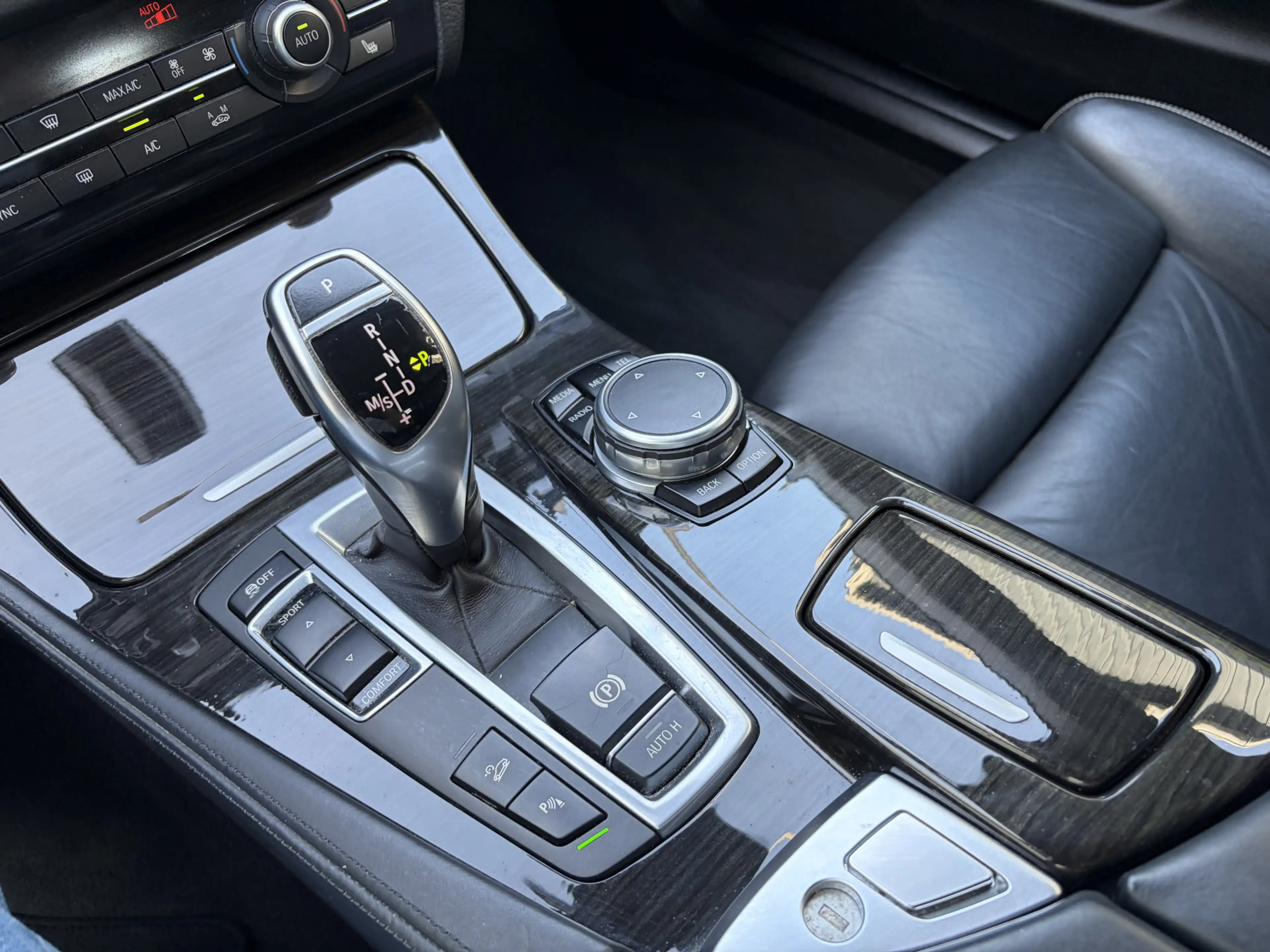 BMW 535 5-serie Touring 535xi High Executive / AUTOMAAT / — photo 17