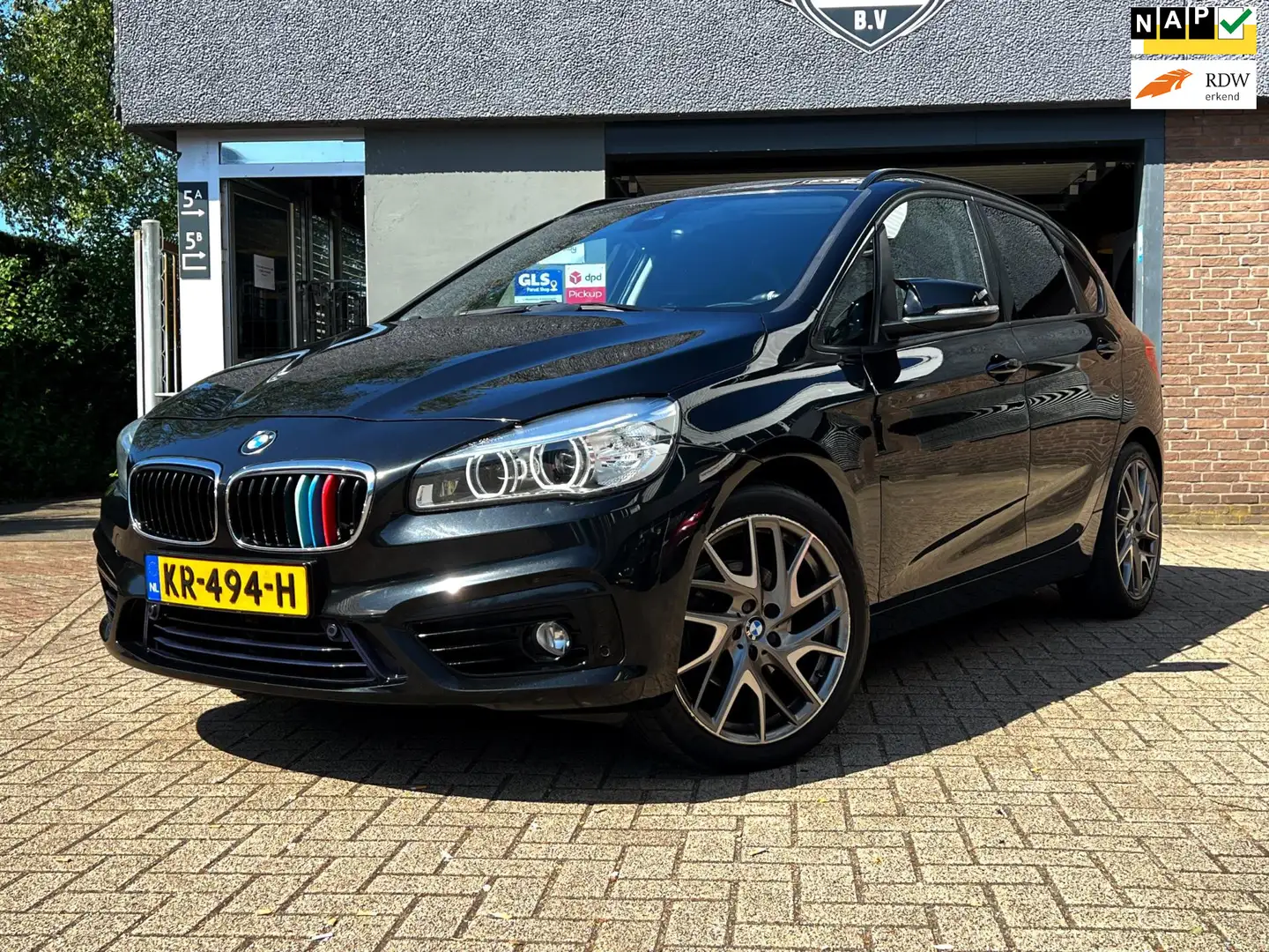 BMW 218 2-serie Active Tourer 218i M Sport Carplay_Camera_ Zwart - 1