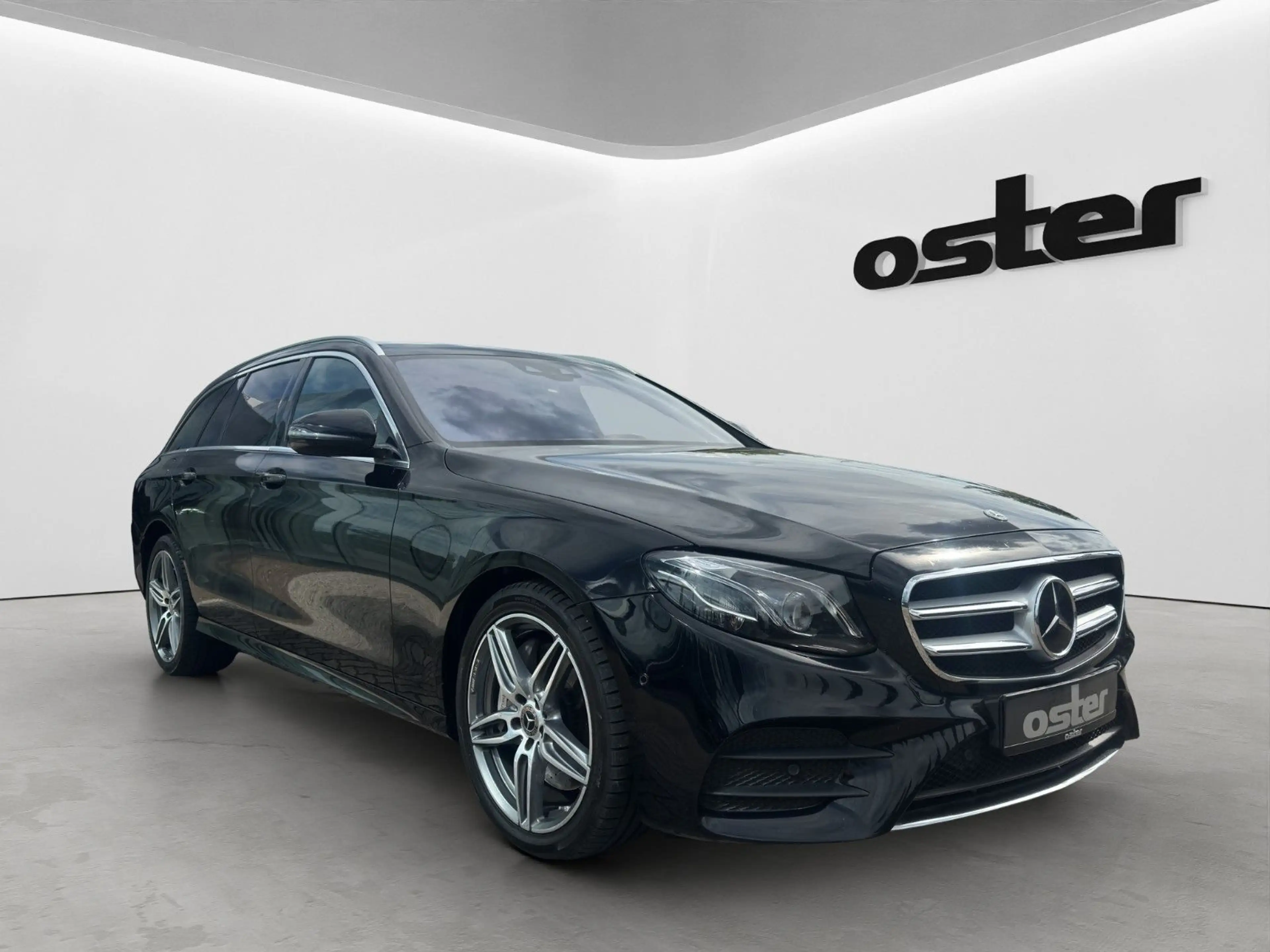 Mercedes-Benz E 400 d T-Modell 4Matic AMG Line | Burmester|Pano — photo 2
