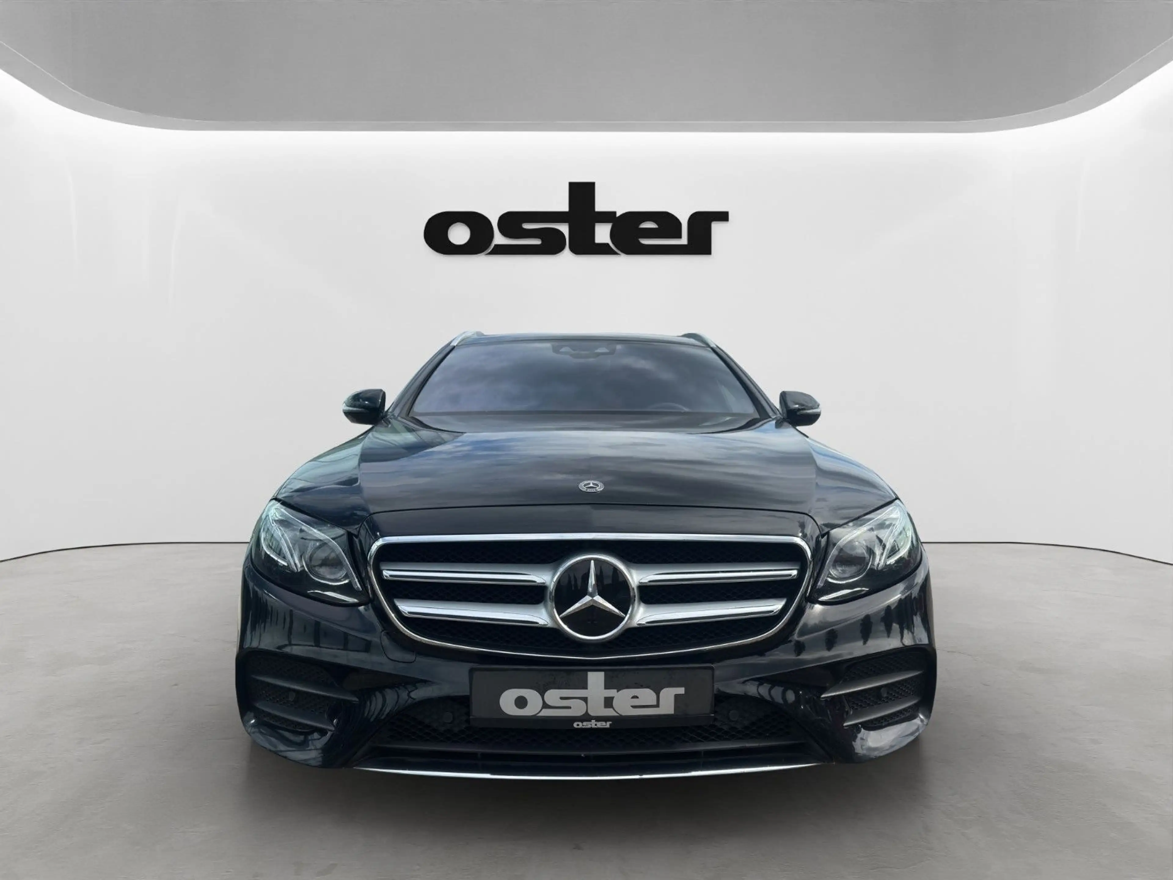 Mercedes-Benz E 400 d T-Modell 4Matic AMG Line | Burmester|Pano — photo 3
