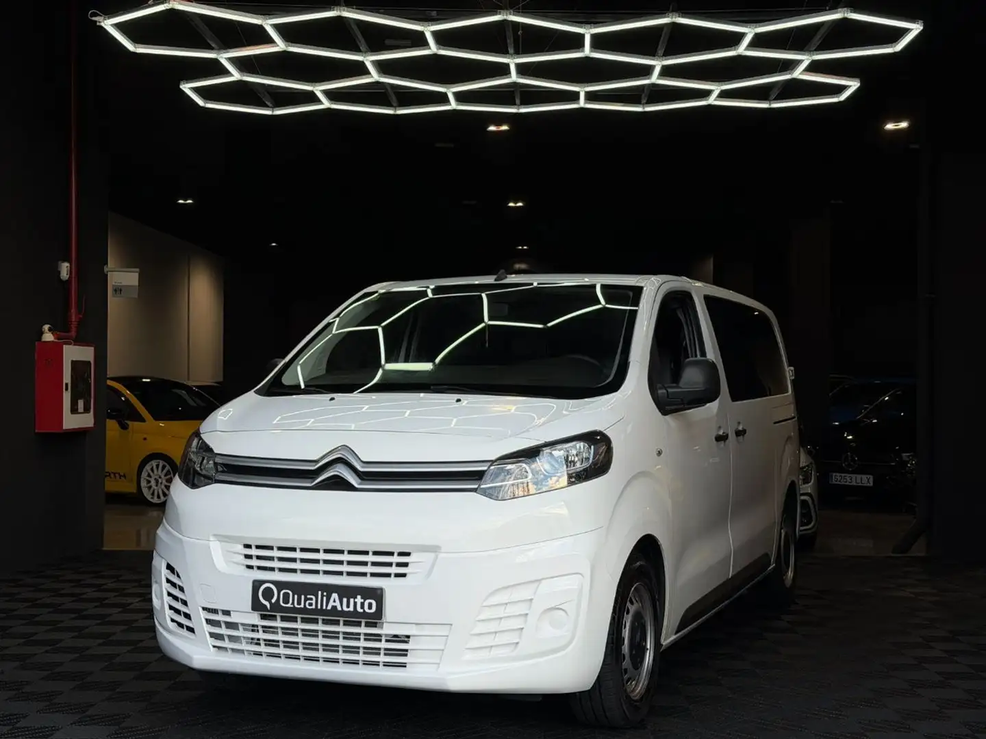 Citroen SpaceTourer Talla M BlueHDi 88KW 120CV Feel Blanco - 1