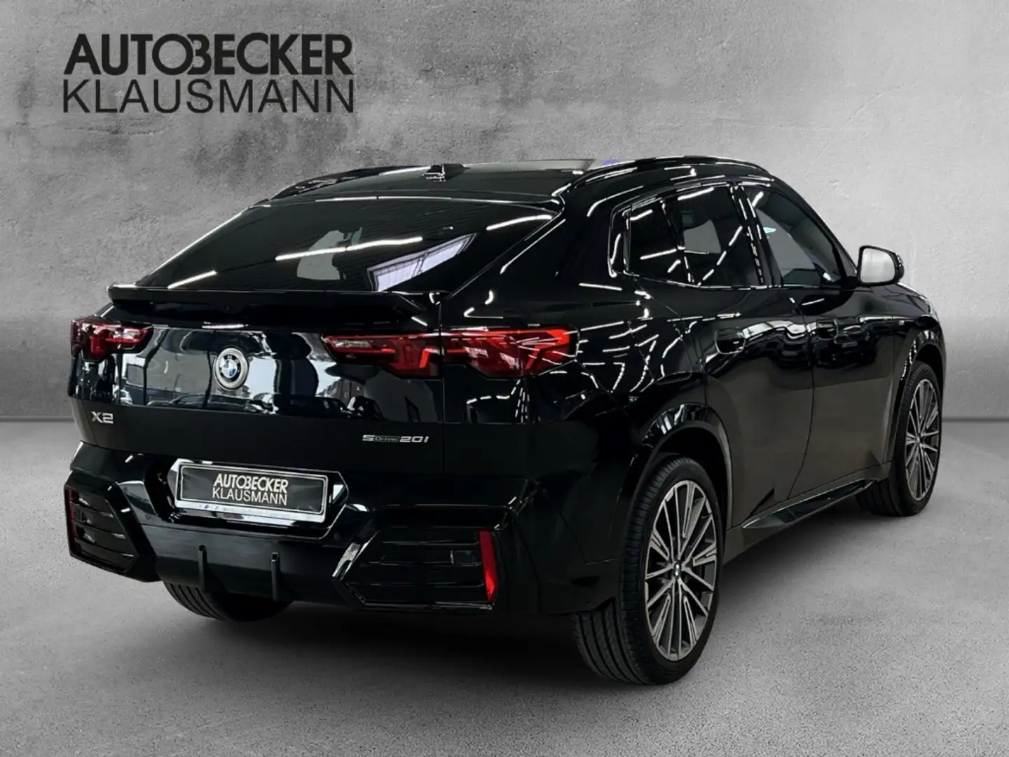 BMW X2 sDrive20i M Sport LMR 20'' Park-Assistent HUD AD N Noir - 2