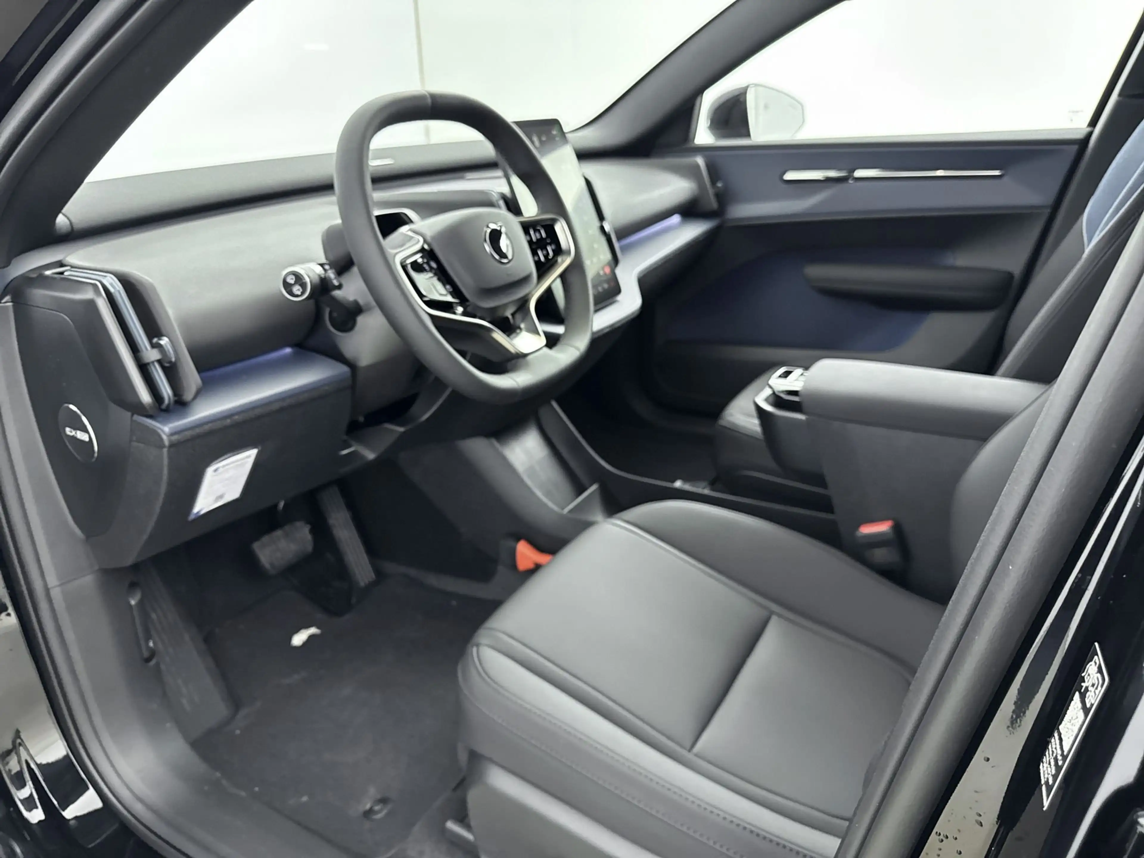 Volvo EX30 Extended Range Plus Europa | Elektrische stoelbedi — photo 14