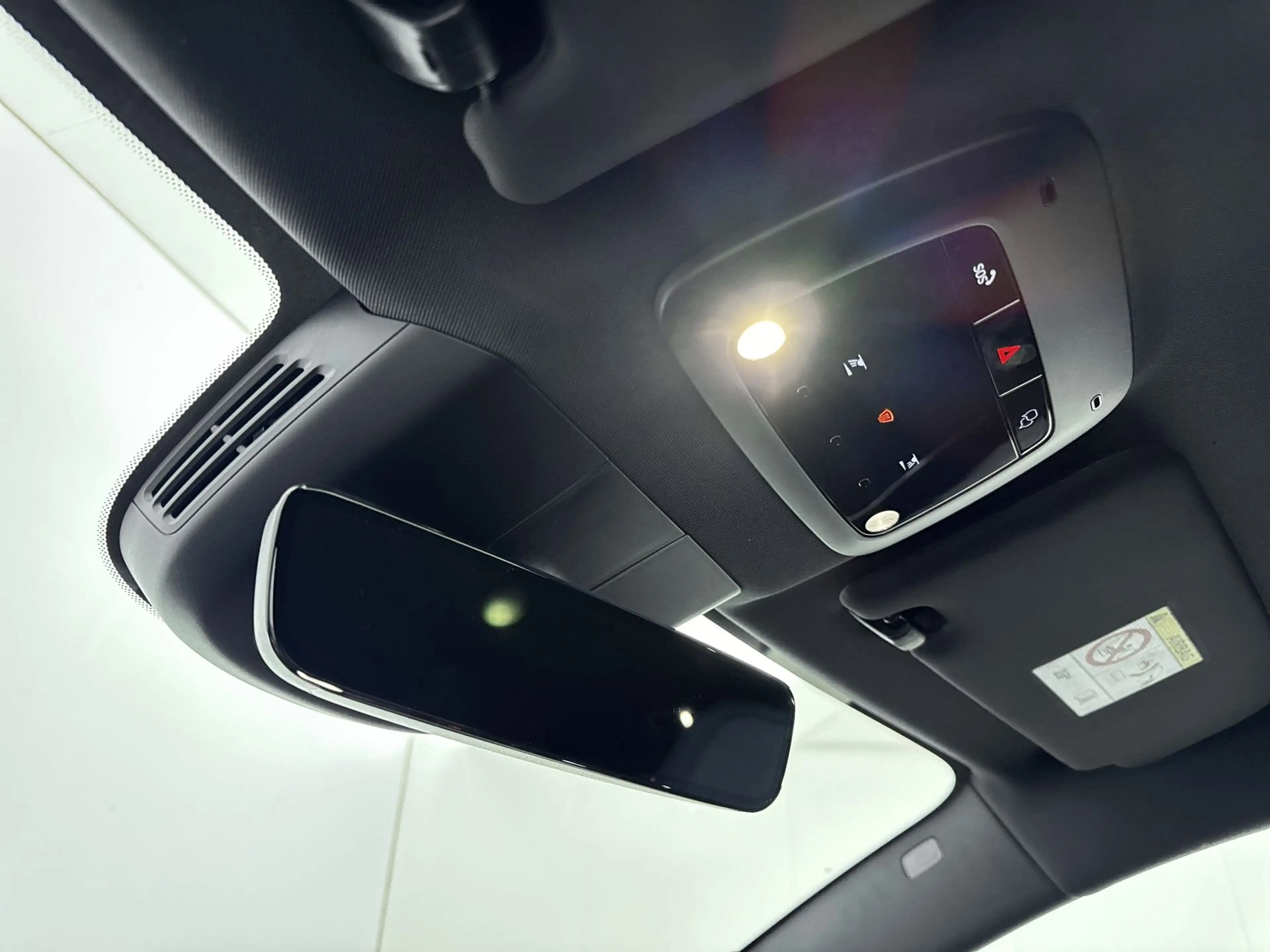 Volvo EX30 Extended Range Plus Europa | Elektrische stoelbedi — photo 18