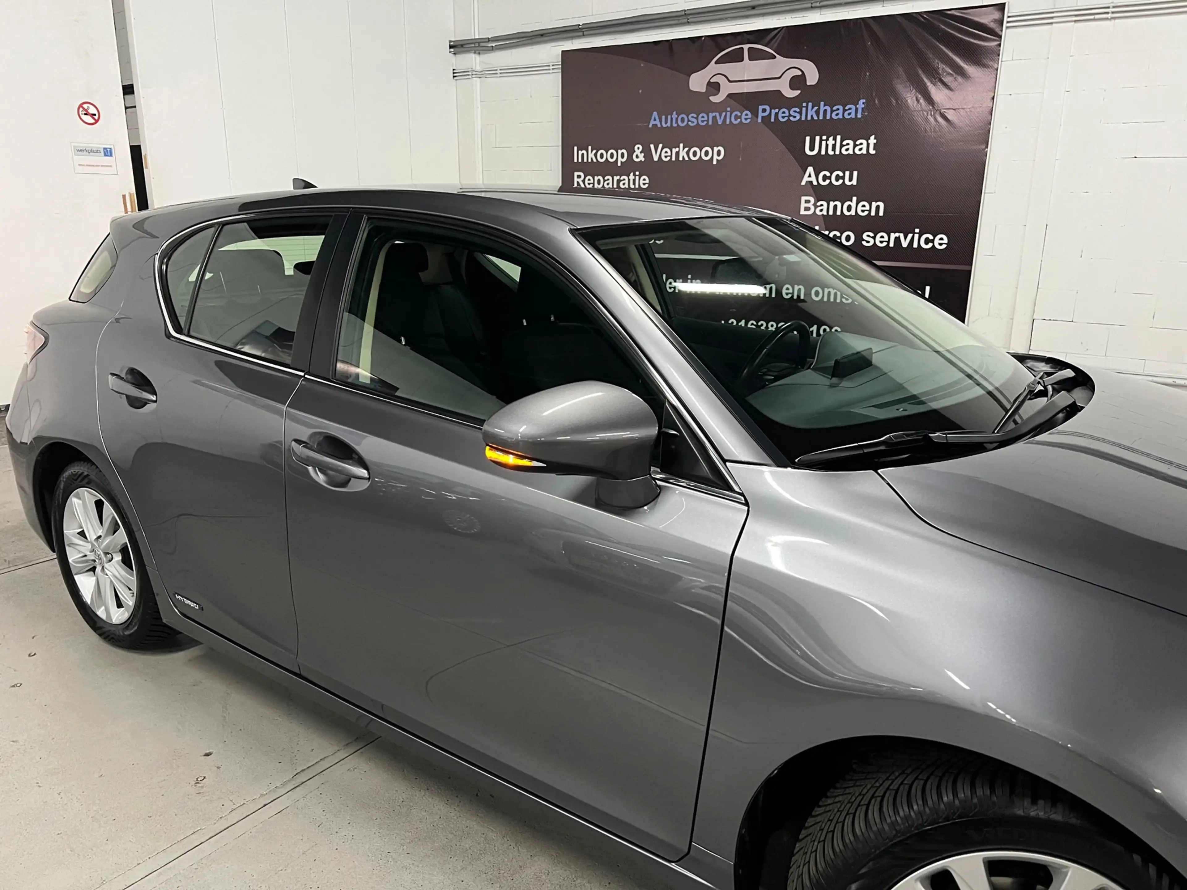 Lexus CT 200h Business Line Hybrid Automaat — photo 31