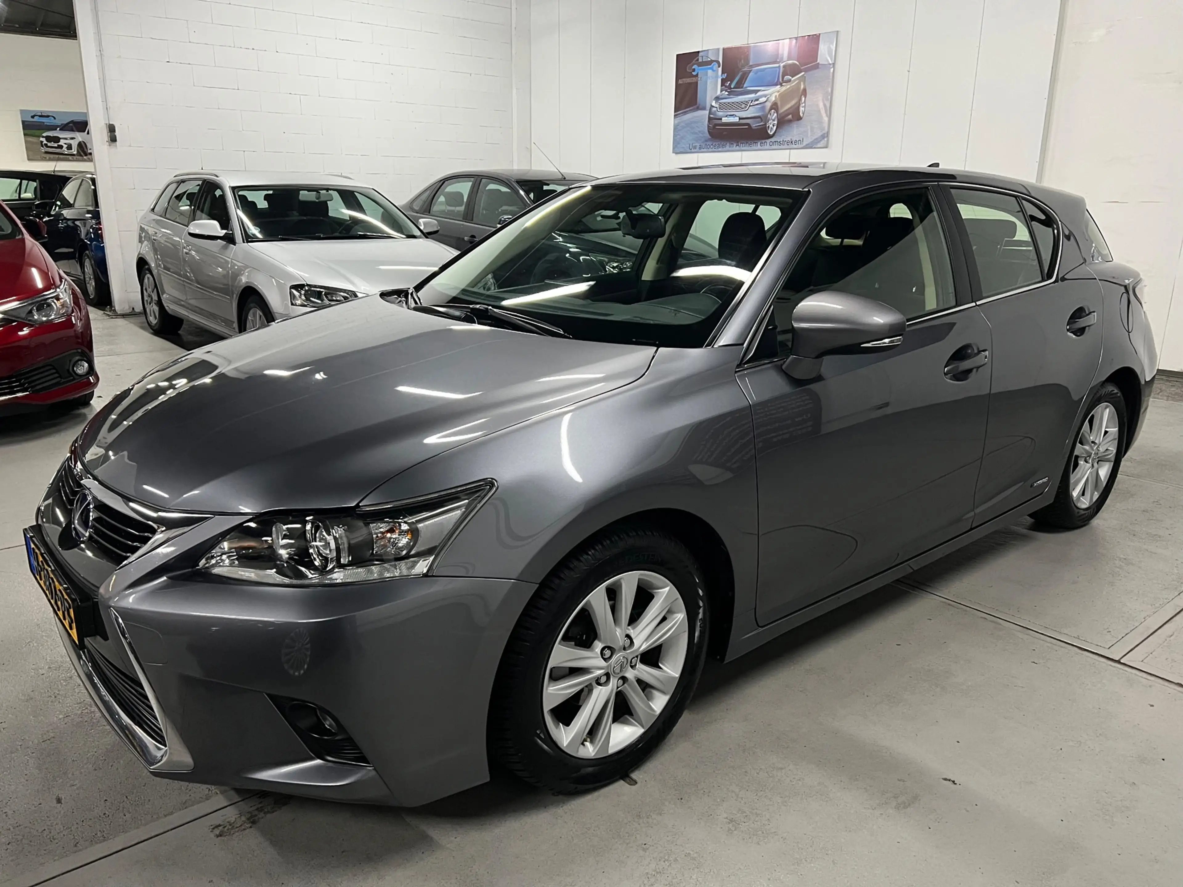 Lexus CT 200h Business Line Hybrid Automaat — photo 2