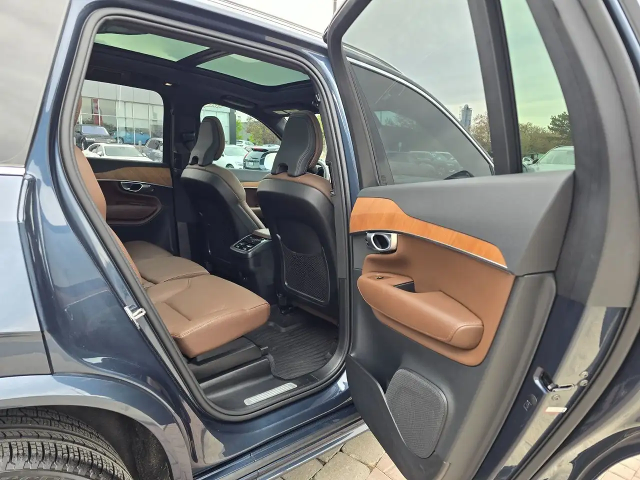 Volvo XC90 снимка Volvo XC90