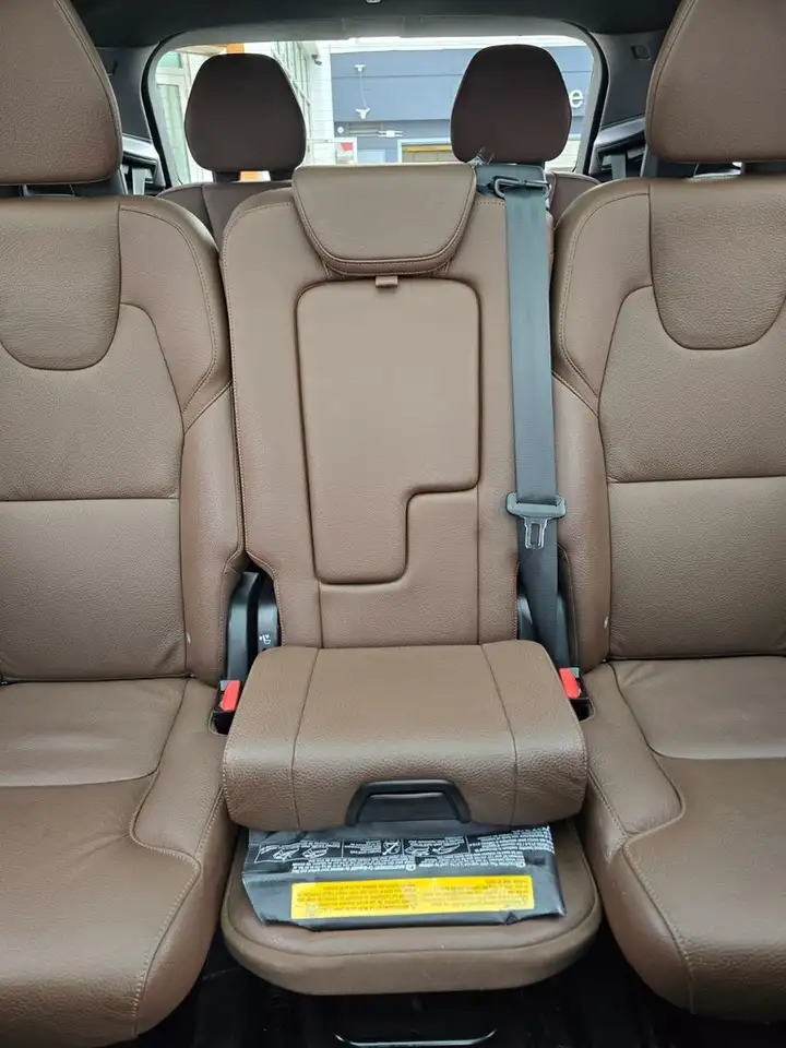 Volvo XC90 снимка Volvo XC90